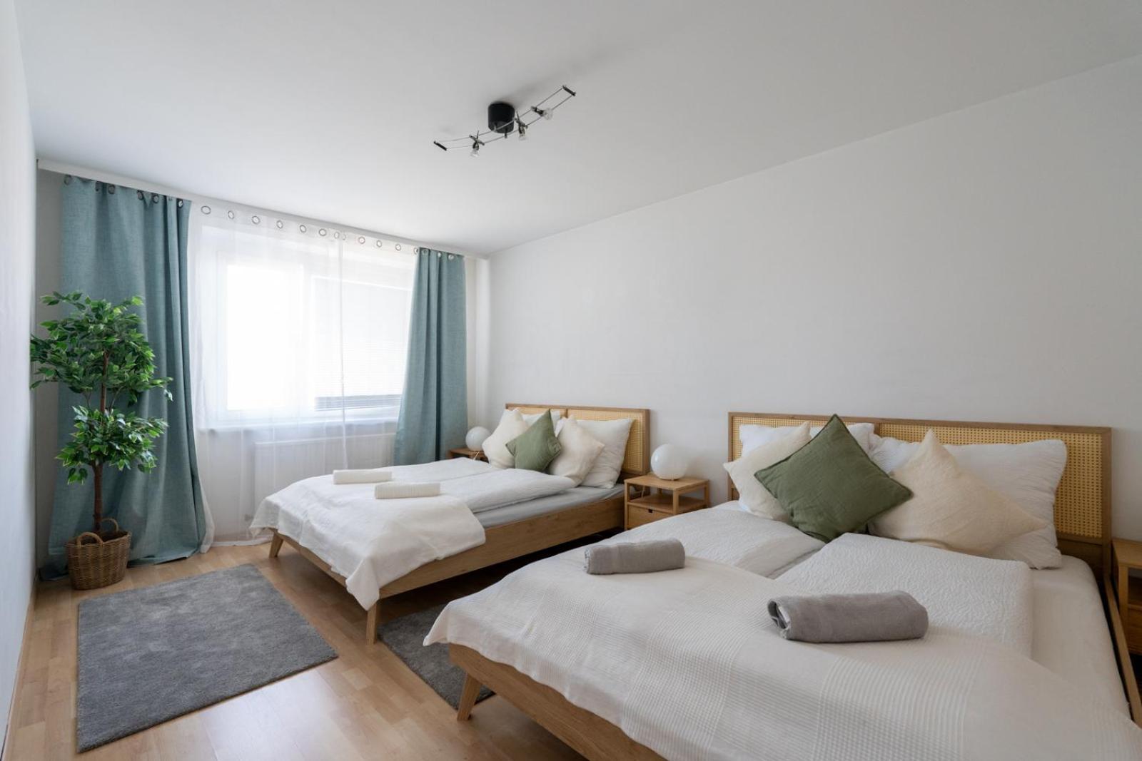 Two Bedrooms - 85 Squaremeters - 4 Min To U6 Dresdner Str Vienna Esterno foto