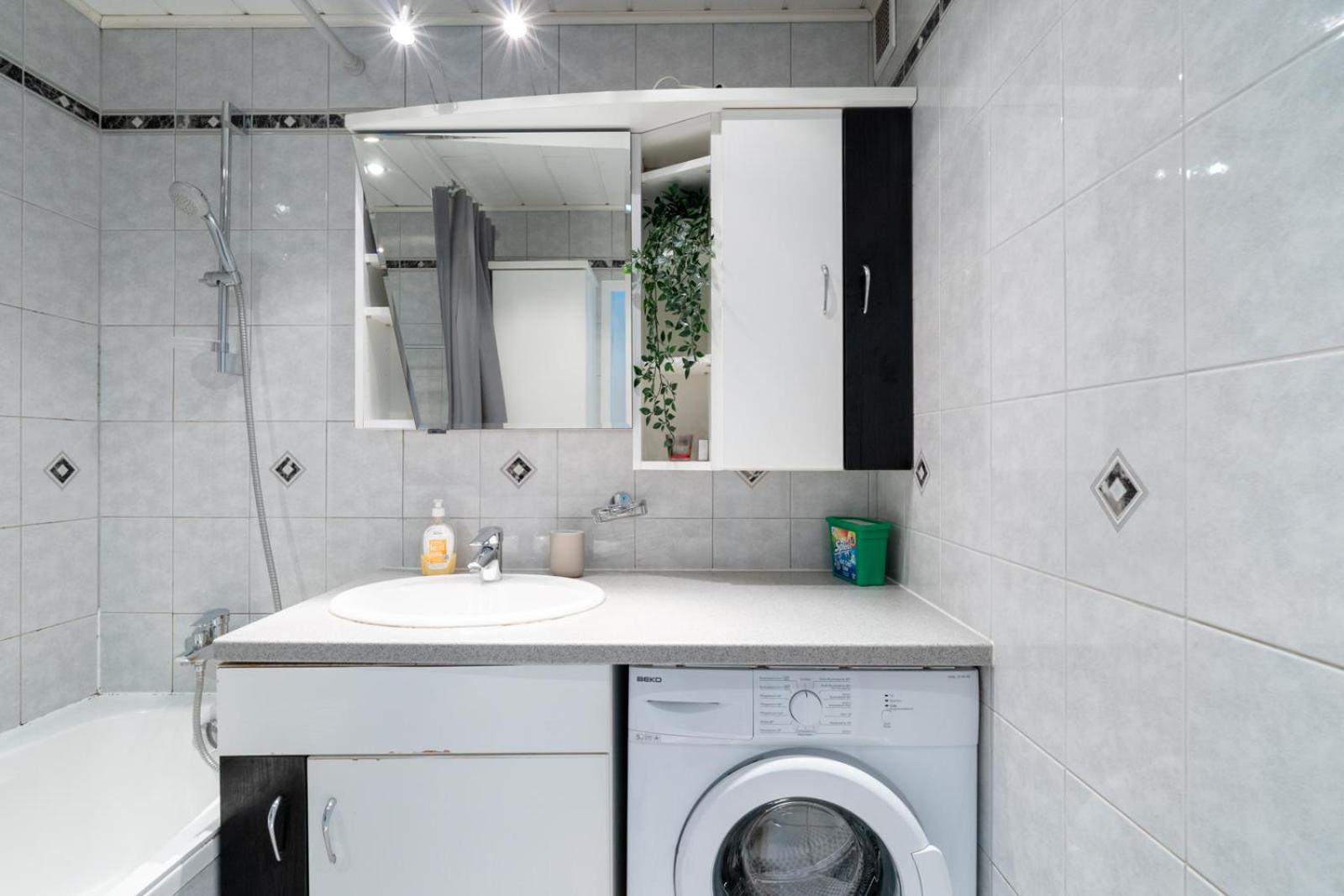 Two Bedrooms - 85 Squaremeters - 4 Min To U6 Dresdner Str Vienna Esterno foto