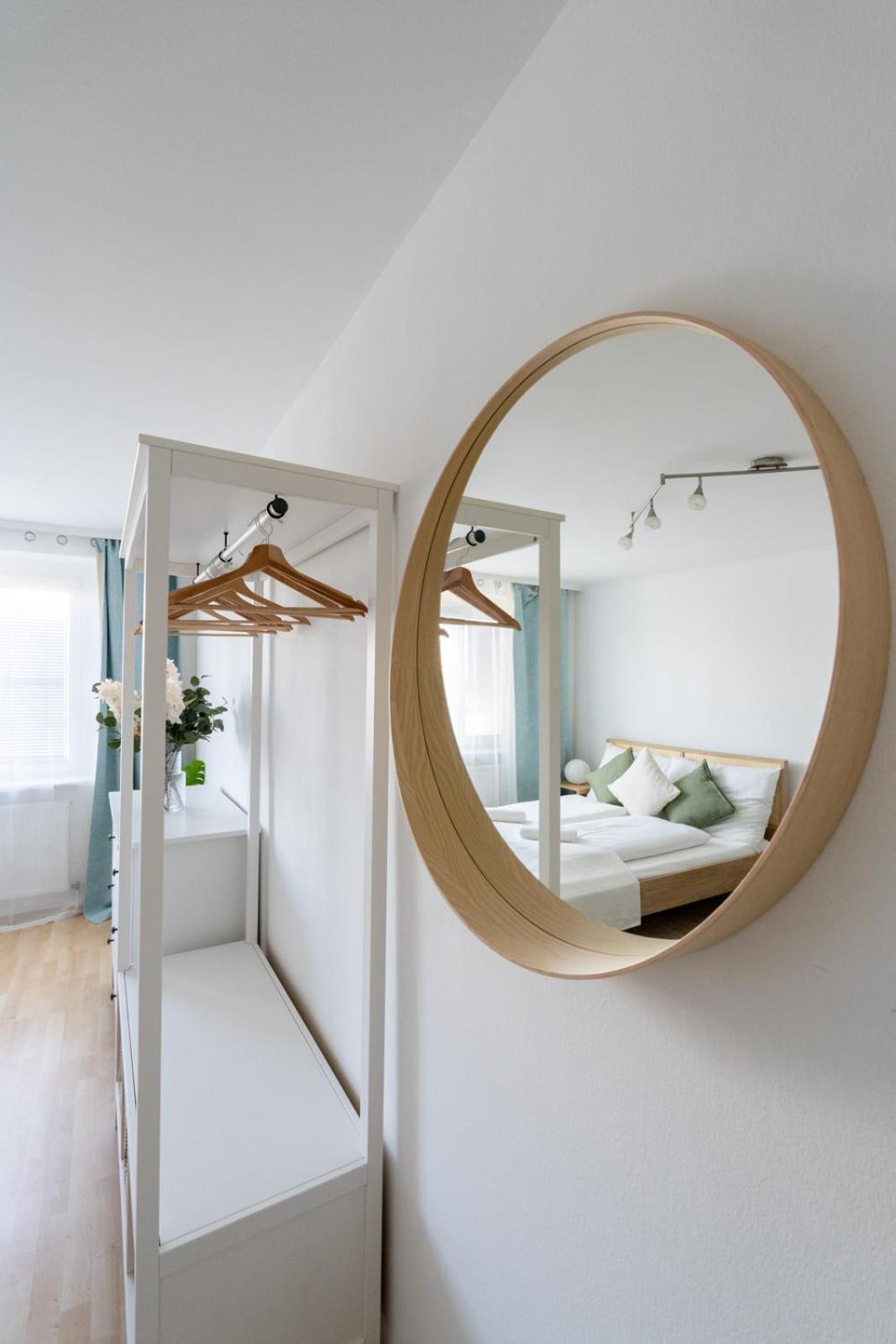 Two Bedrooms - 85 Squaremeters - 4 Min To U6 Dresdner Str Vienna Esterno foto